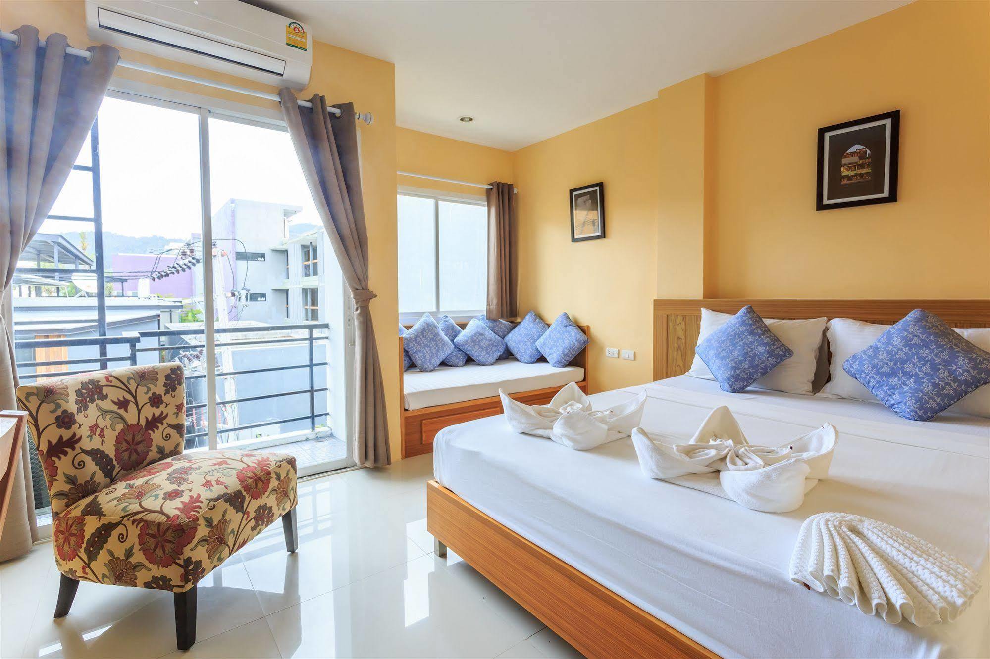 Patong Marina Hotel By Lofty Exterior foto